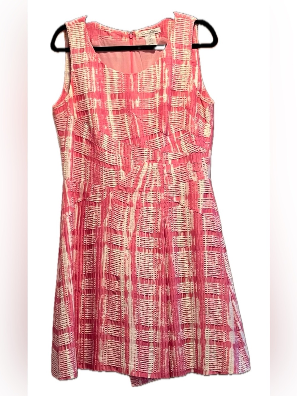Oscar de la Renta Pink and White Sleeveless Midi Dress